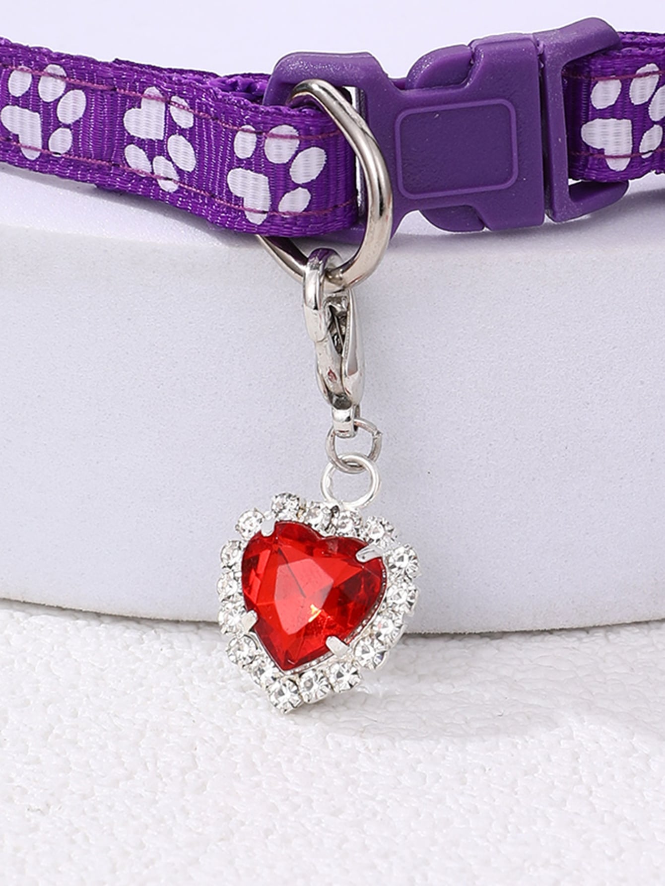 1pc Red Pet Collar Peach Heart Pendant